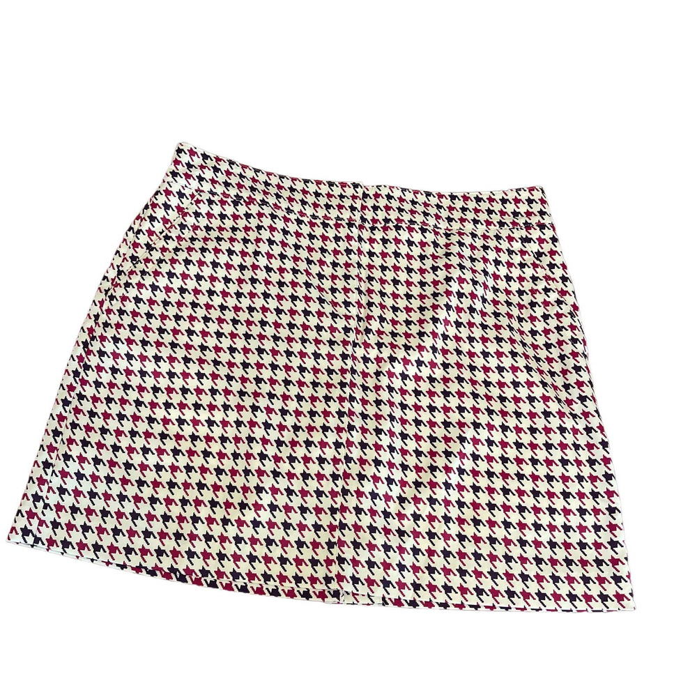 Izod Golf Short Skirt Women Sz 10 rarely used